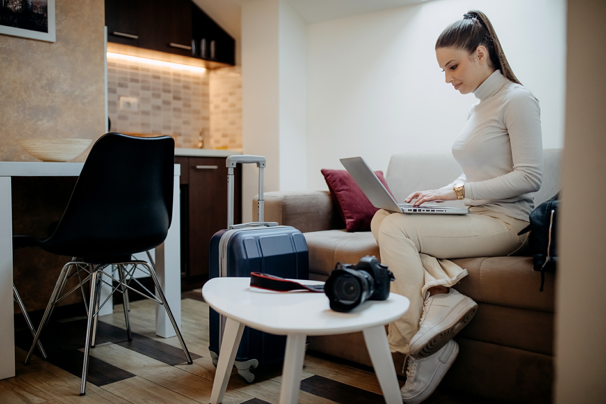 Securing Accommodation and Housing Abroad Securing Accommodation and Housing Abroad